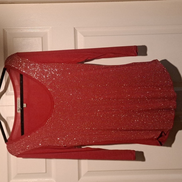 💯 Perfect for 🎄 christmas studded blinged red long sleeve woman's top Size S - Picture 1 of 6